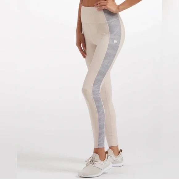 Vuori Aspire Elevation Legging - Picture 3 of 7